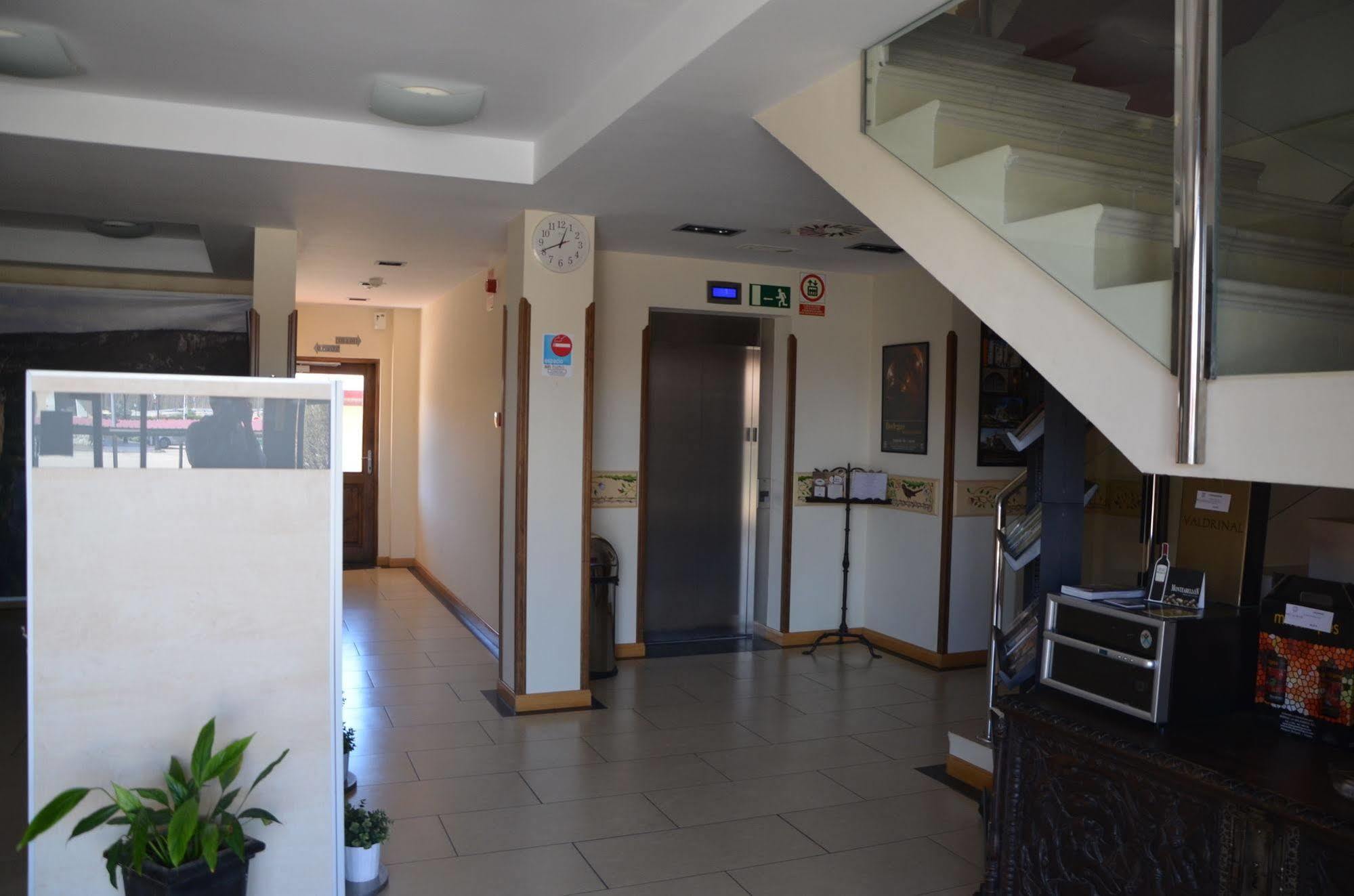 Hotel Milagros Rio Riaza מראה חיצוני תמונה